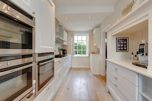 Photo 8- click for photo gallery